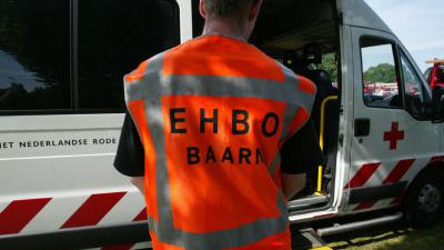 Rode Kruis met zwaailicht en sirene bij noodsituaties