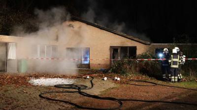 Brandweer redt zwerver uit brandend pand in Rosmalen