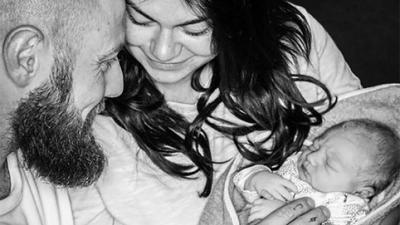 Roxanne Hazes bevalt van eerste kindje