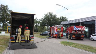 Brand in trailer van DHL