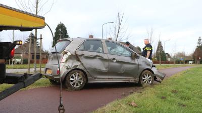 Zwaar beschadigde auto