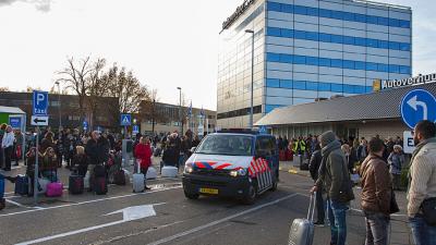 Vliegveld Eindhoven Airport ontruimd vanwege verdachte koffer