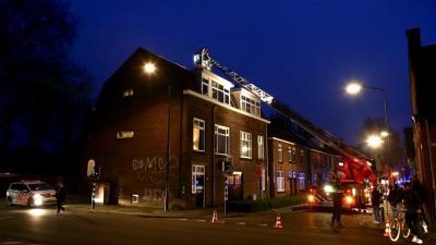 Ladderwagen ingezet bij schoorsteenbrand aan de Molenstraat in Boxtel