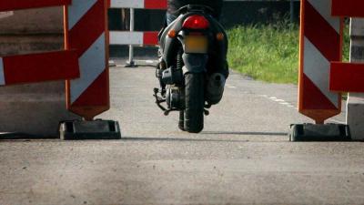 Foto van scooter op fietspad | Archief EHF