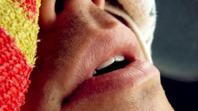 Snurken kan een gevaar zijn voor verkeer en arbeidsongevallen