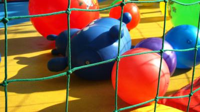 speeltuin-speelhal-spelen-kind