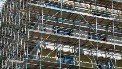FNV: BIS volhardt in onderbetaling steigerbouwers