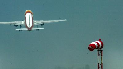 Passagiers met geknepen billen tijdens landing