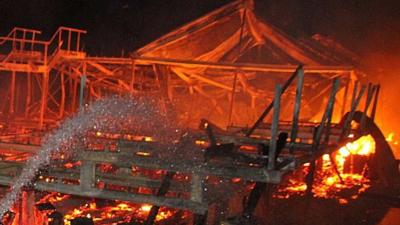 Brand verwoest populair Katwijks strandpaviljoen