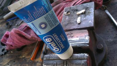 Amerikanen waarschuwen voor explosieve tubes tandpasta 