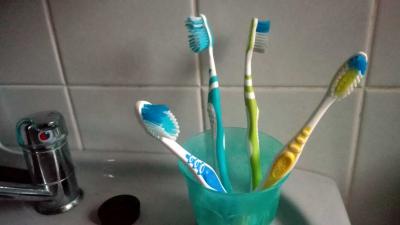 tandenborstels-badkamer