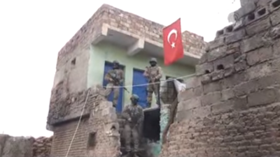 Turkse leger begionnen met grondoffensief in noorden van Syrië