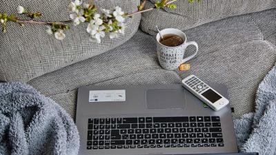 thuis-laptop-bank-thee