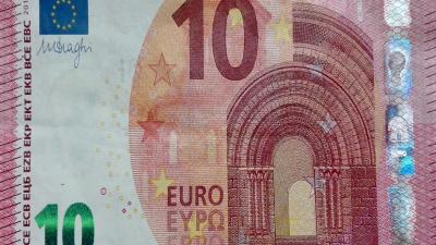 'Als niemand mij 10 euro geeft, steek ik één van jullie in de nek'