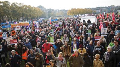 8000 Mensen op op de been tegen handelsverdragen