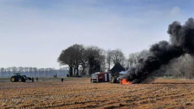tractor-aanhanger-brand