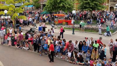 1 op 3 krijgt telefoon van baas op vakantie