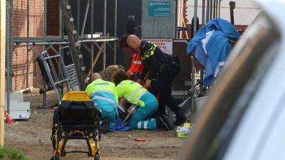Man gewond na val van steiger in Schijndel