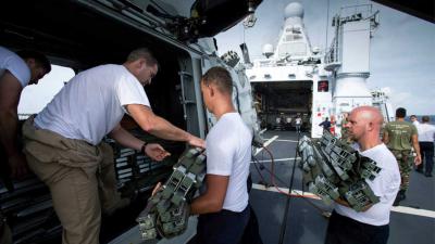   Patrouilleschip defensie verleent noodhulp op Dominica na 'Maria'