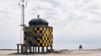 Nederlandse en Belgische F-16’s droppen echte bommen op Vlieland