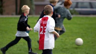 KNVB start proef met jeugdwedstrijden zonder scheidsrechter