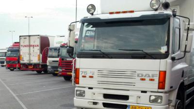 Bouw Parkeerplaats voor 230 vrachtwagens in Duiven van start
