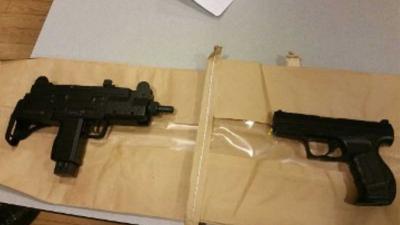 Straatroof met apenmasker en nep-uzi opgelost