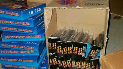 Tips leiden tot vondst 60 kilo en 200 kilo zwaar illegaal vuurwerk - Blik op nieuws