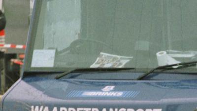 Auto's in brand tijdens overval op geldwagen