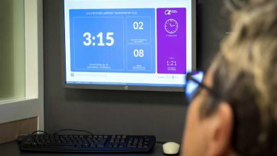 Spoedpatiënt Deventer Ziekenhuis ziet verblijf- en wachttijd vanuit bed