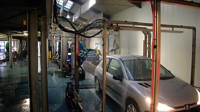 Foto van wasstraat auto´s | Archief EHF