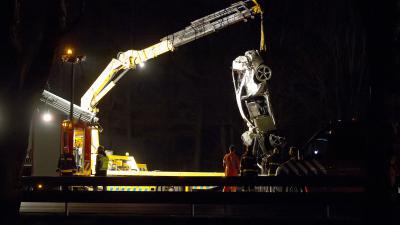 Bestuurder gewond na auto te water in Muntendam