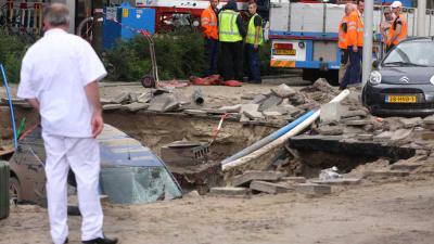 Waternet heeft gesprongen hoofdwaterleiding bij VUmc vervangen