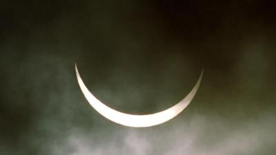 Zonsverduistering vrijdagochtend mogelijk toch te zien