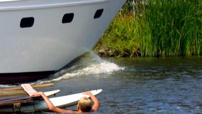 Rijkswaterstaat: zwemmen in rivieren blijft levensgevaarlijk